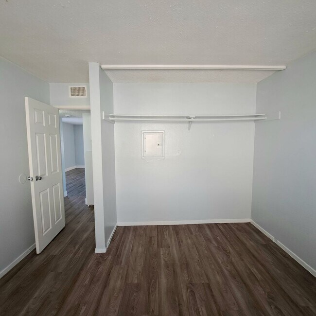 Building Photo - 152 Judy Ln