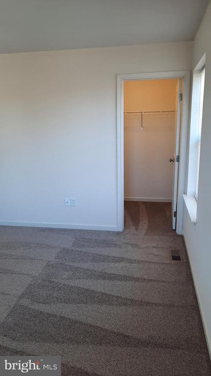 Building Photo - 723 Admiral's Quay Dr