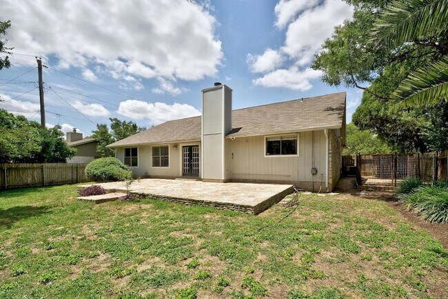 Building Photo - 6307 Smith Oak Trail