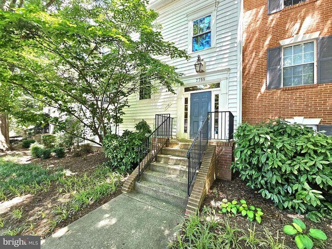 Building Photo - 7758 New Providence Dr