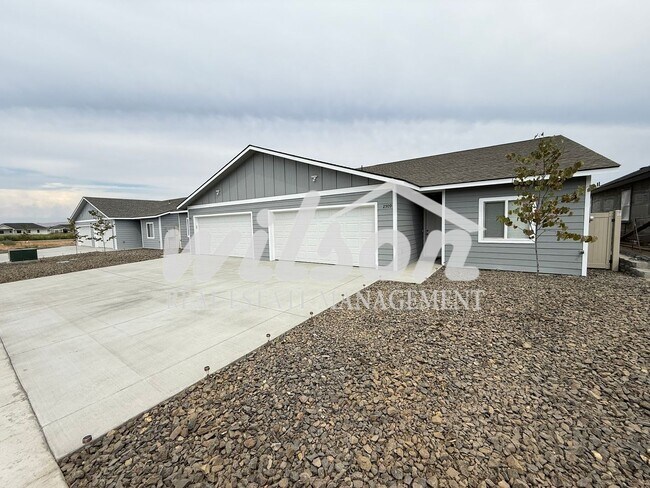 Primary Photo - 2507-2509 S 47th Ave