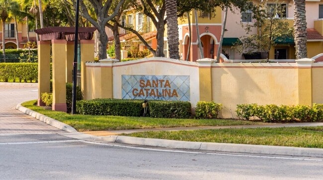 Building Photo - 406 W Santa Catalina Cir