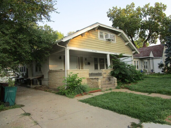 Building Photo - 607 N Juliette Ave