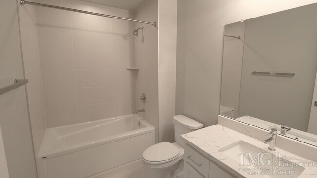 Building Photo - Beautiful 3BD Home in Orchards with Modern, Thoughtful Finishes & a Fenced Yard!