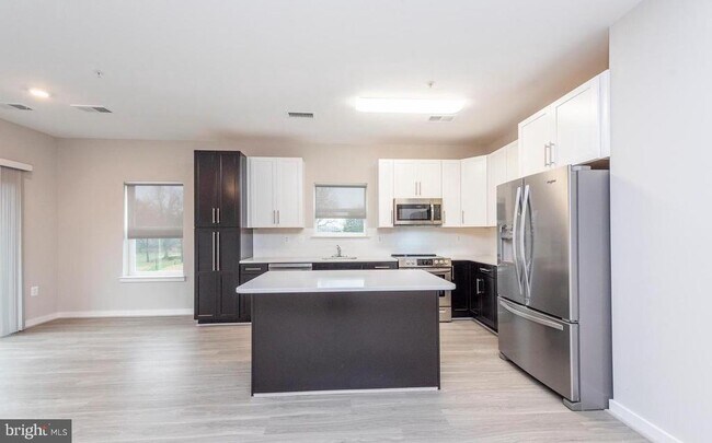 Building Photo - 3307 Demirel Way