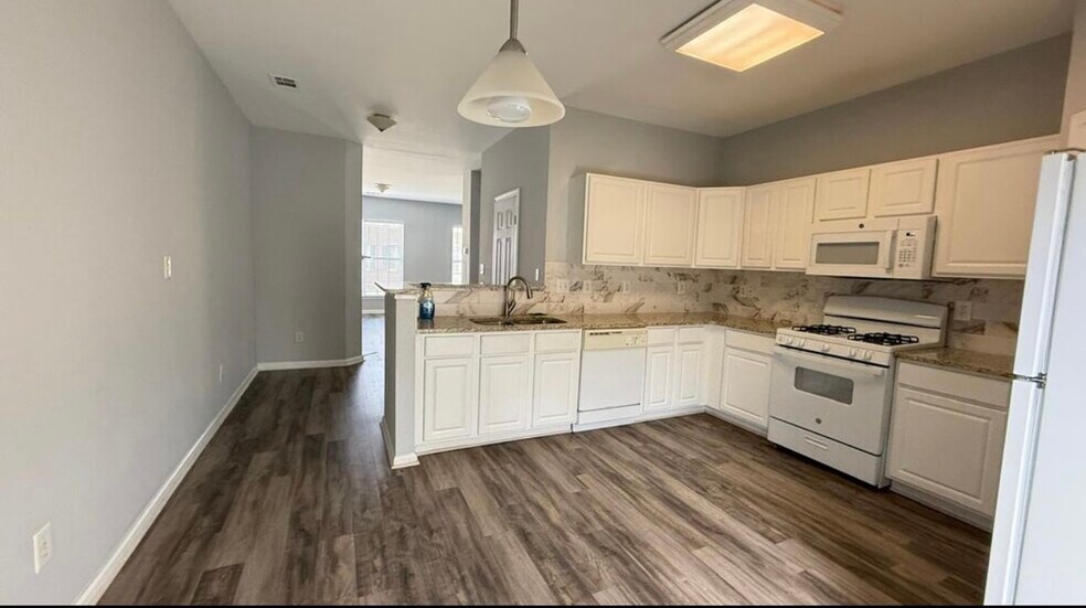 Building Photo - 3296 Mill Springs Cir