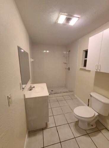 Building Photo - 1030 S Nova Rd