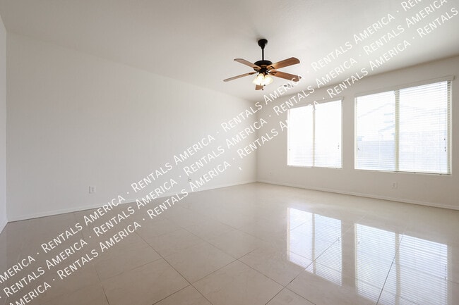Building Photo - 20977 E Via De Olivos