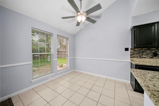 Building Photo - 21627 Park Brook Dr
