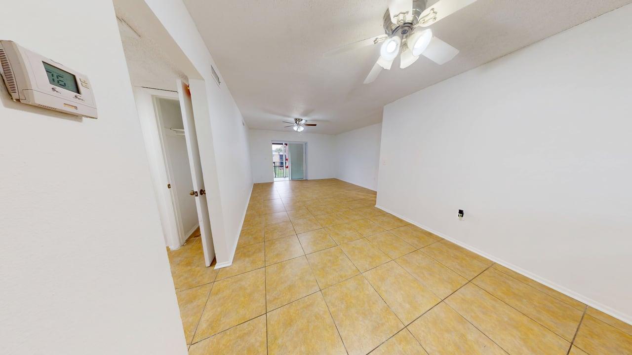 Building Photo - 1000 Lake of the Woods Blvd