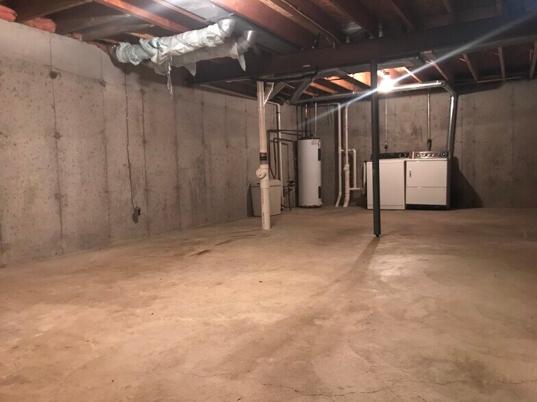 Building Photo - 3009 Cimarron Trl