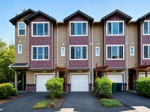 Building Photo - 10721 NE Gateway Pl
