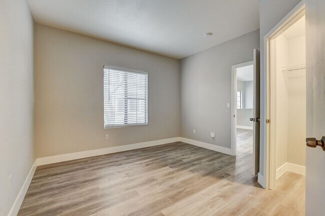 Building Photo - Upgrated upstairs 2 Bedrm 2 bath Gated Com...