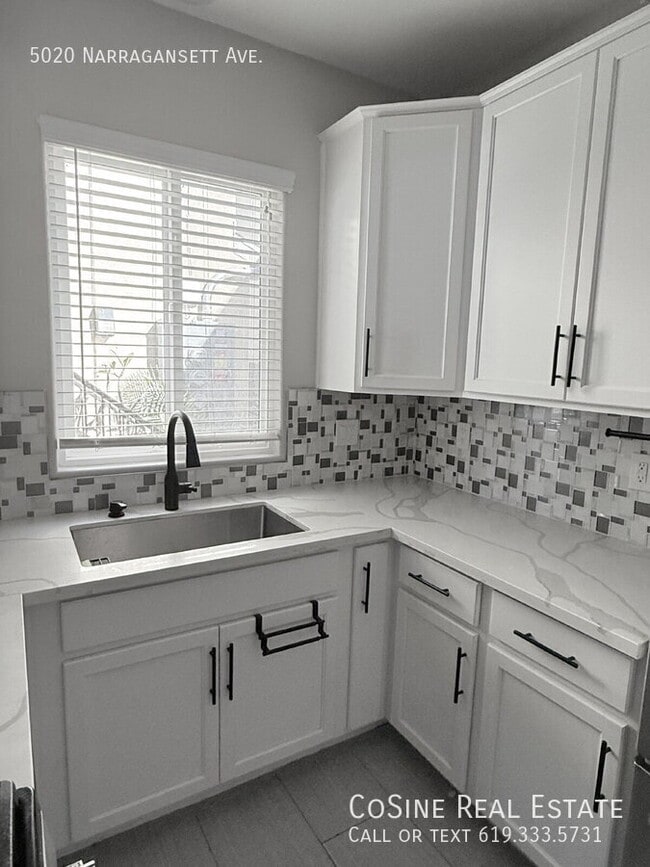 Building Photo - 5020 Narragansett Ave