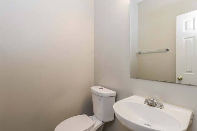 Building Photo - 6136 Planters Wood Ln