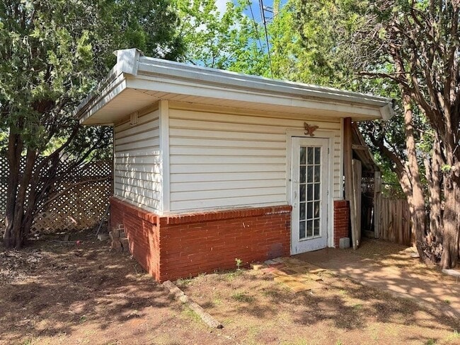 Building Photo - 4800 George St