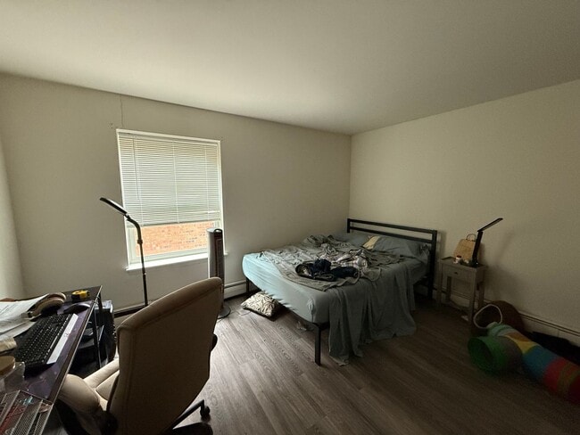 Interior Photo - 3069 Oakland