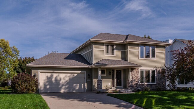 Primary Photo - 5224 Nannyberry Dr