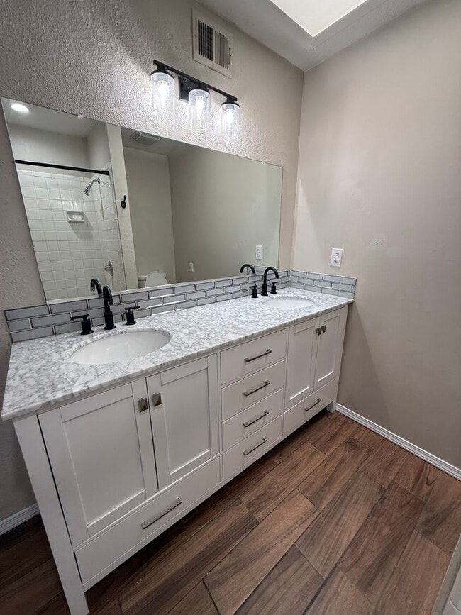 Building Photo - Charming 3-bedroom, 2-bath home in Las Cruces