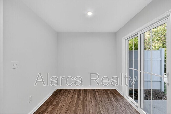 Building Photo - 2504 McCurdy Trail