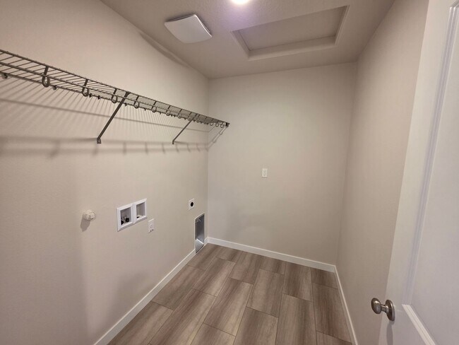 Building Photo - BRAND NEW!! 5-Bedroom Scouters Mountain Home!