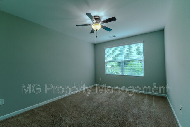 Building Photo - 2745 Sawbridge Ln