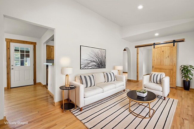 Primary Photo - Unique 2-Bedroom, 1-Bathroom with Loft Spa...