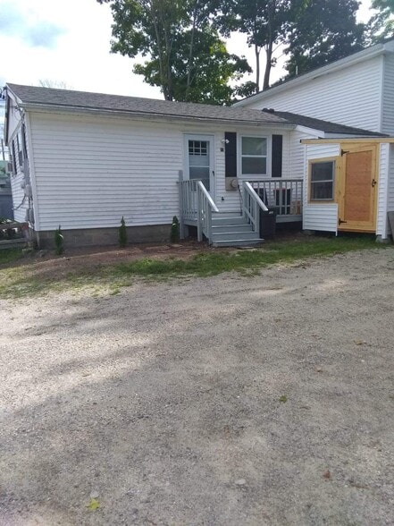 Building Photo - 12 Church St