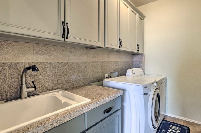 Building Photo - Coming Soon!! Gorgeous Fully Furnished 6 b...