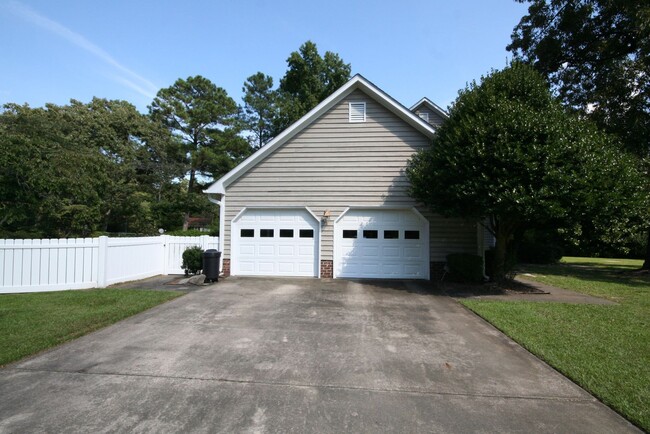 Building Photo - WONDERFUL 2-STORY HOME IN WALNUT CREEK *SP...