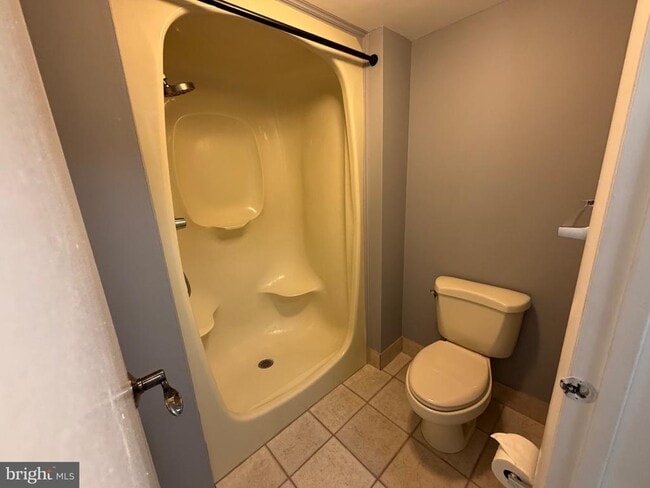 Building Photo - 132 Leedom Way