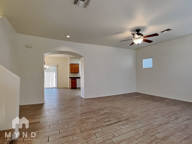 Building Photo - 3745 W Medlock Dr