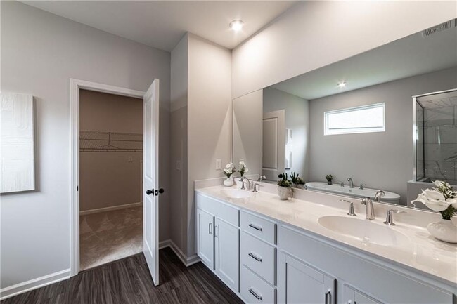 Building Photo - 107 Cedar Brk Dr