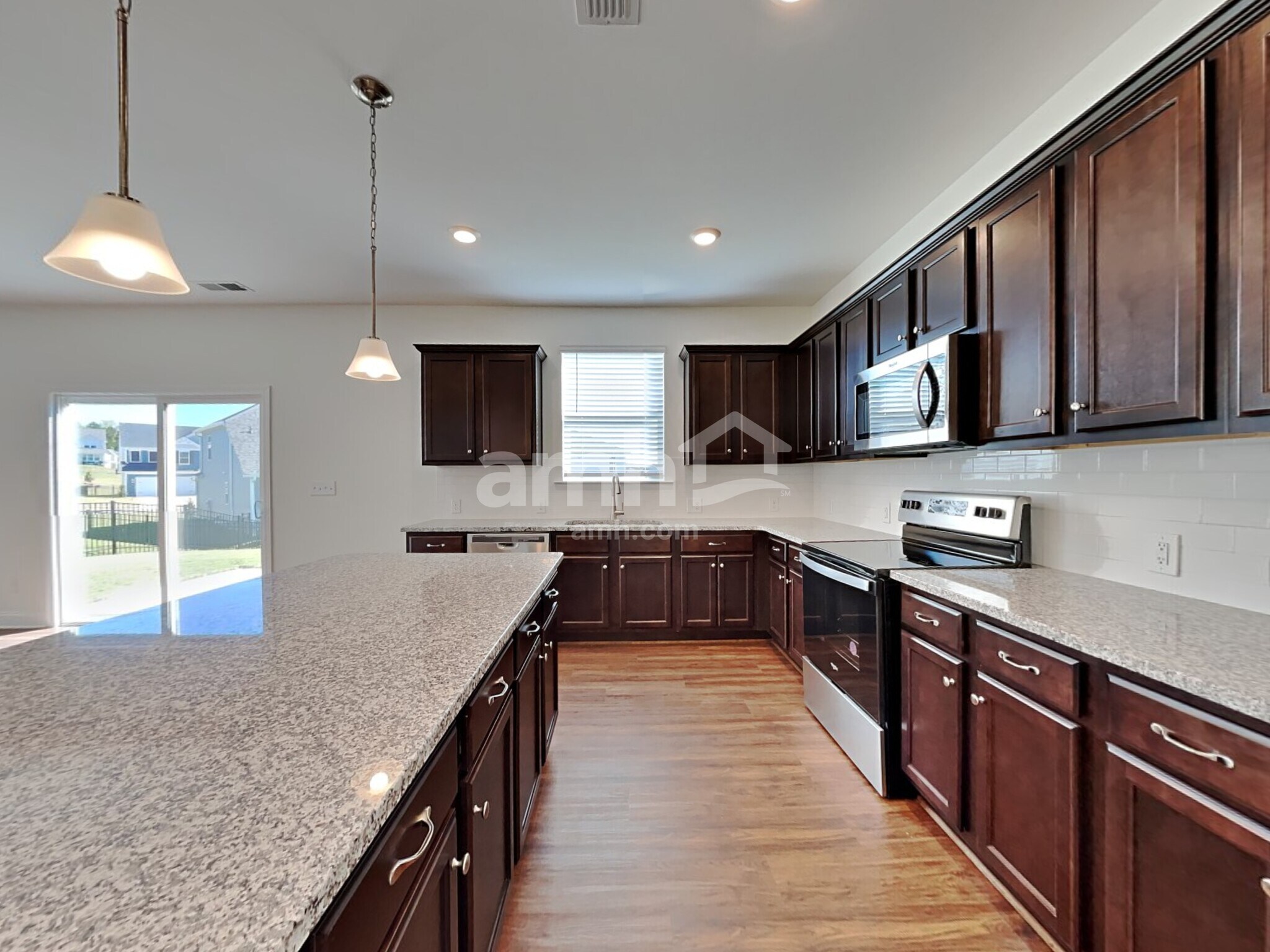 Building Photo - 157 Larragan Dr