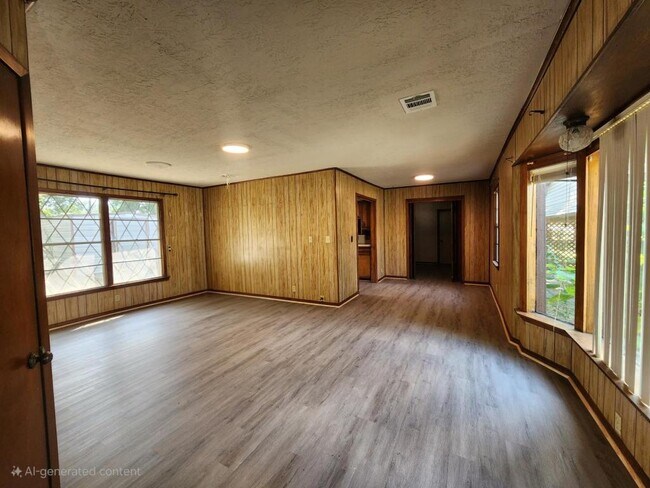 Building Photo - 803 N Oneal St
