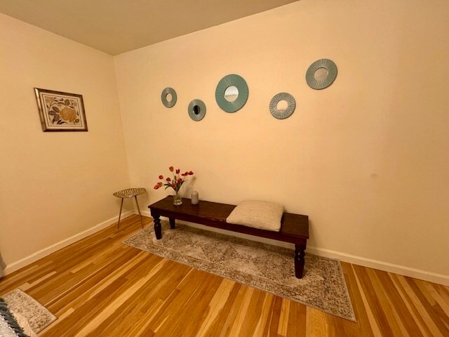 Building Photo - 1925 Peavy Rd