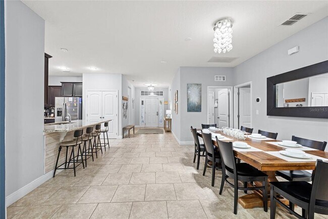 Building Photo - 5376 Oakbourne Ave