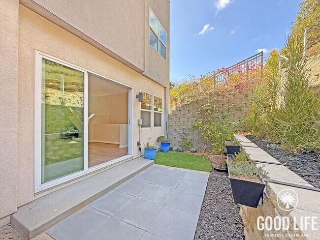Building Photo - 10432 Harlow Cir