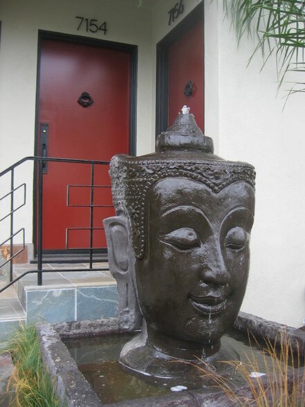 Building Photo - 7156-7160 Lexington Ave