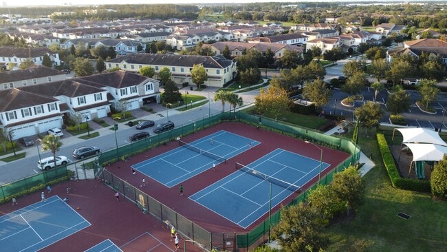 Building Photo - 10090 Sunnifa Aly