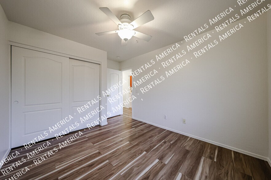 Building Photo - 5415 E McKellips Rd