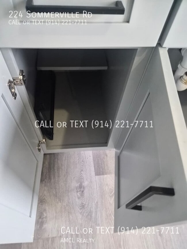 Building Photo - 224 Sommerville Pl