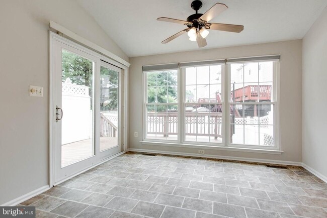 Building Photo - 8125 Gray Stone Ln