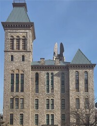Building Photo - 30 W Broad St