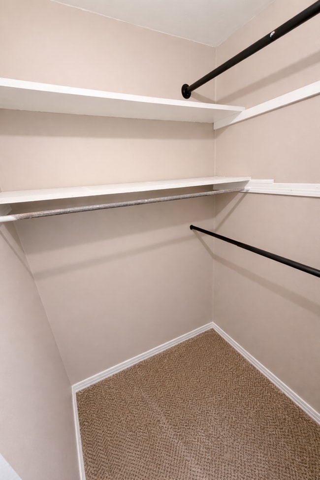 Building Photo - 705 Childress St