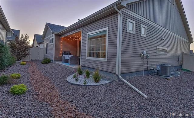 Building Photo - 6652 Golden Briar Ln