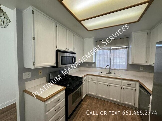 Building Photo - 45712 St Andrews St