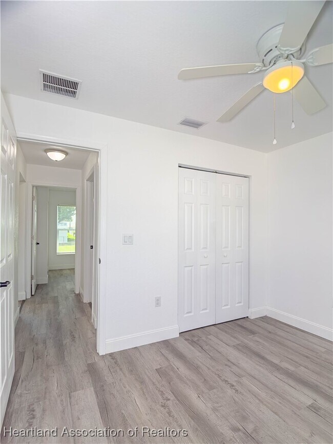 Building Photo - 3923 Ann Ave