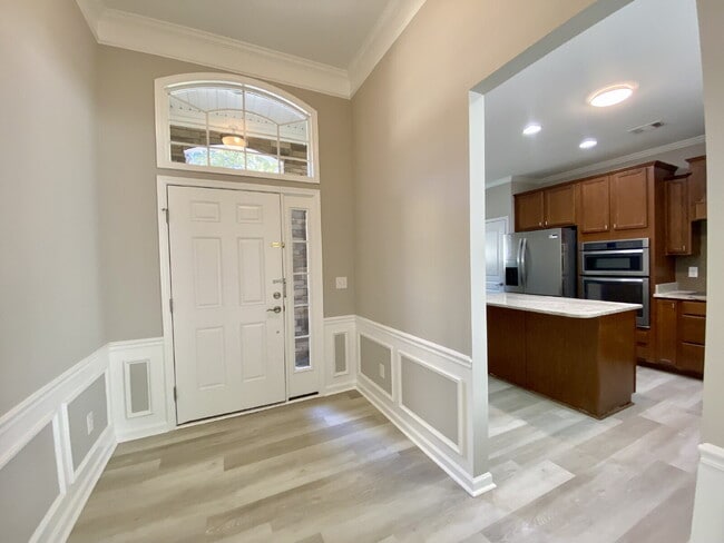 Building Photo - Three-bedroom ranch style home located in Baynard Park!