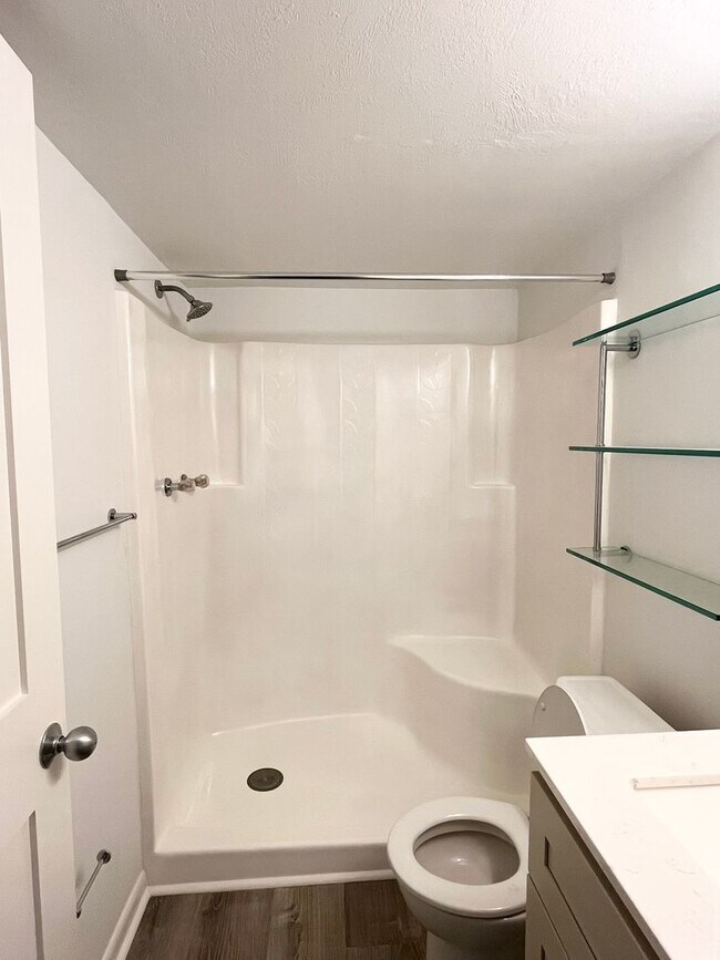 Building Photo - 2 bed/2 bath Windsor Crossing Condo